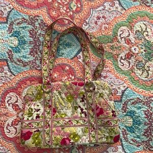 Vera Bradley shoulder double zip closure bag
